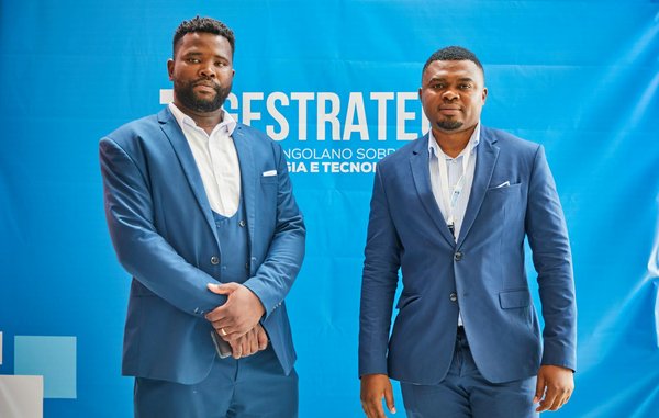 What are the legal requirements for starting a limited company in the UK?